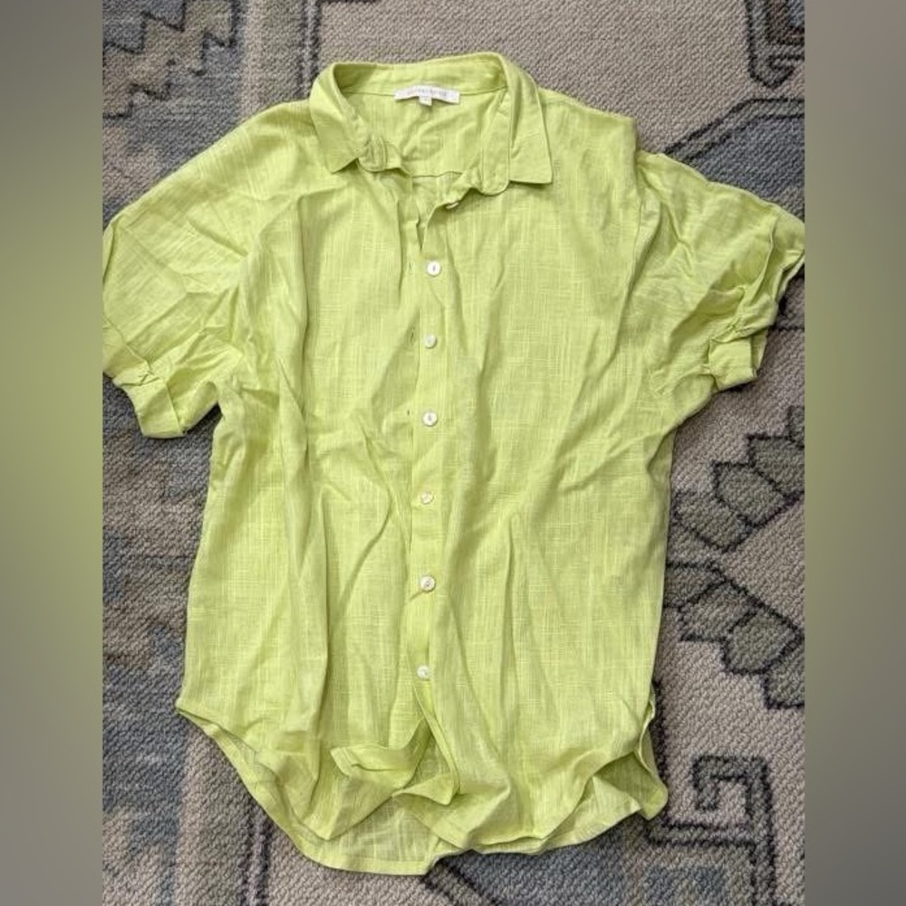 Olivaceous Small top
